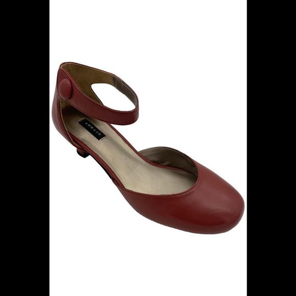Array Women's Charlie Pump Red - Medium - Picture 1 of 3